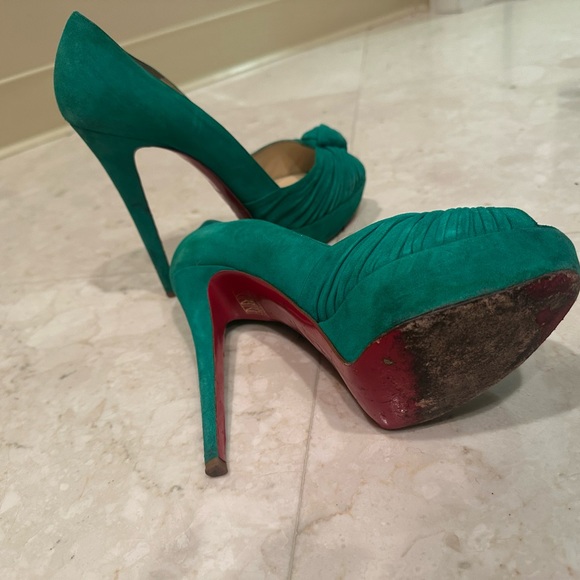 Christian Louboutin Green Suede Heels 39 - Picture 5 of 7